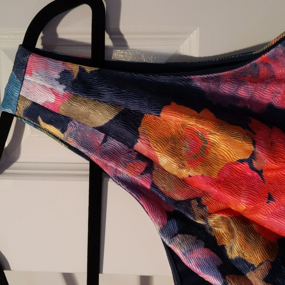 Aidan Mattox One Shoulder Draped Floral Gown With Thigh Slit In Navy Multi - Picture 6 of 14